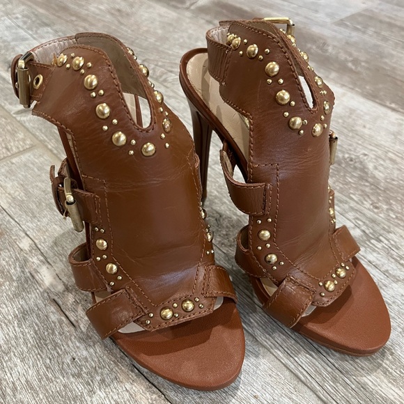 Brown with gold trim Guess high heels - Picture 4 of 4